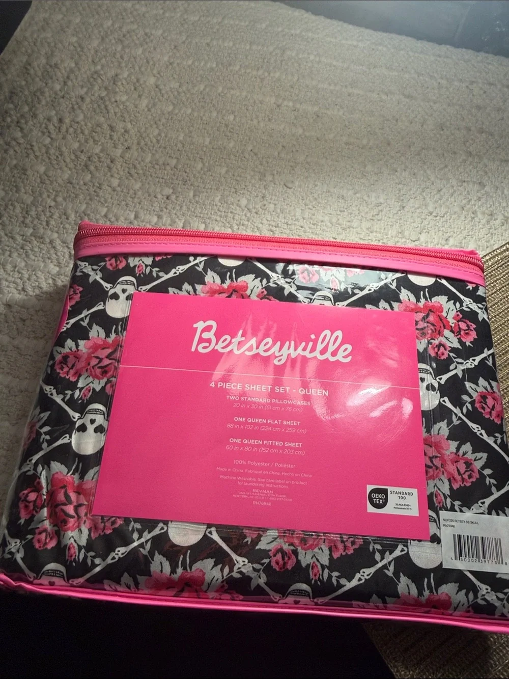 Betseyville by Betsey Johnson Queen 4 Piece Sheet Set Skull Floral Pink Black